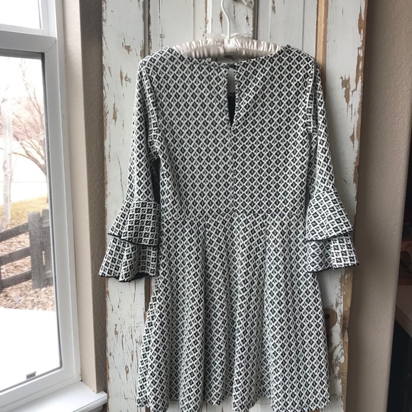 Flair dress - Picture 2 of 2